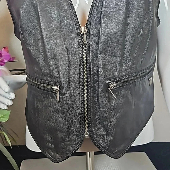 Harley Davidson Women's Leather Vest Size Medium - Picture 3 of 6